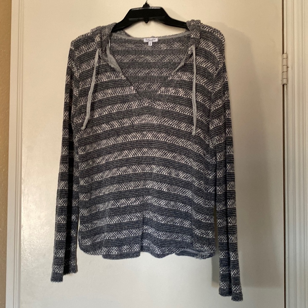 Splendid pullover